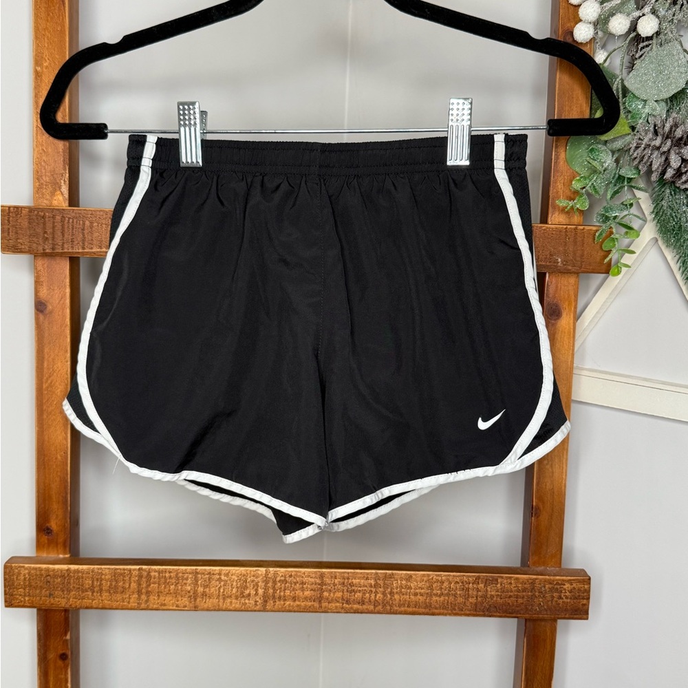 Girls Black Nike Drifit Shorts with Lining